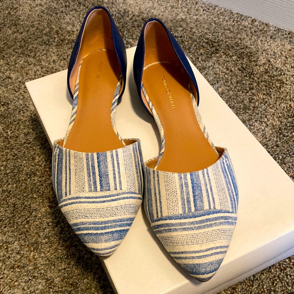 Tommy Hilfiger blue and white flats. So cute! Worn to an indoor event 1x size-9M